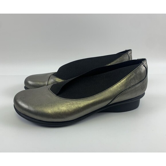 Groundhog Leather Slip On Shoe Pewter BINGO Round Tow Low Wedge Womens 40 US 9.5 - Picture 2 of 15
